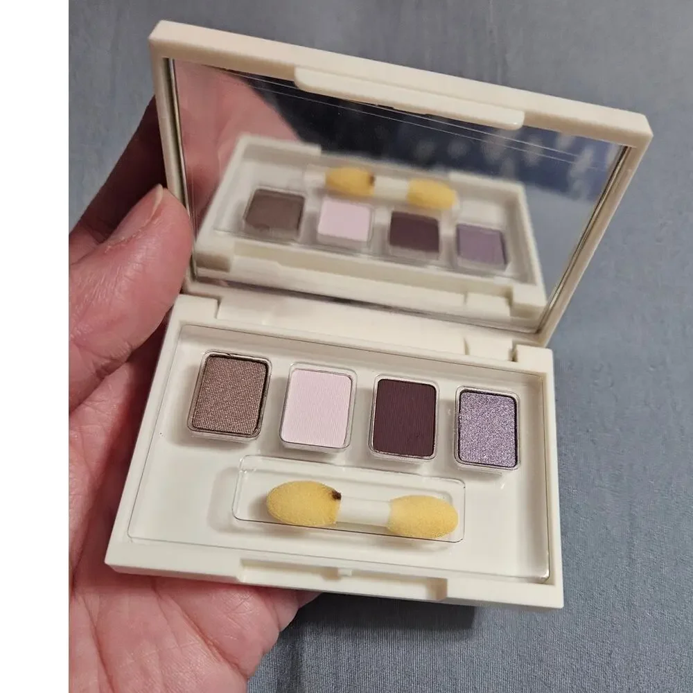 Elizabeth Arden Eyeshadow Highlighter Quad Amethyst Heathered Smolder Innocence